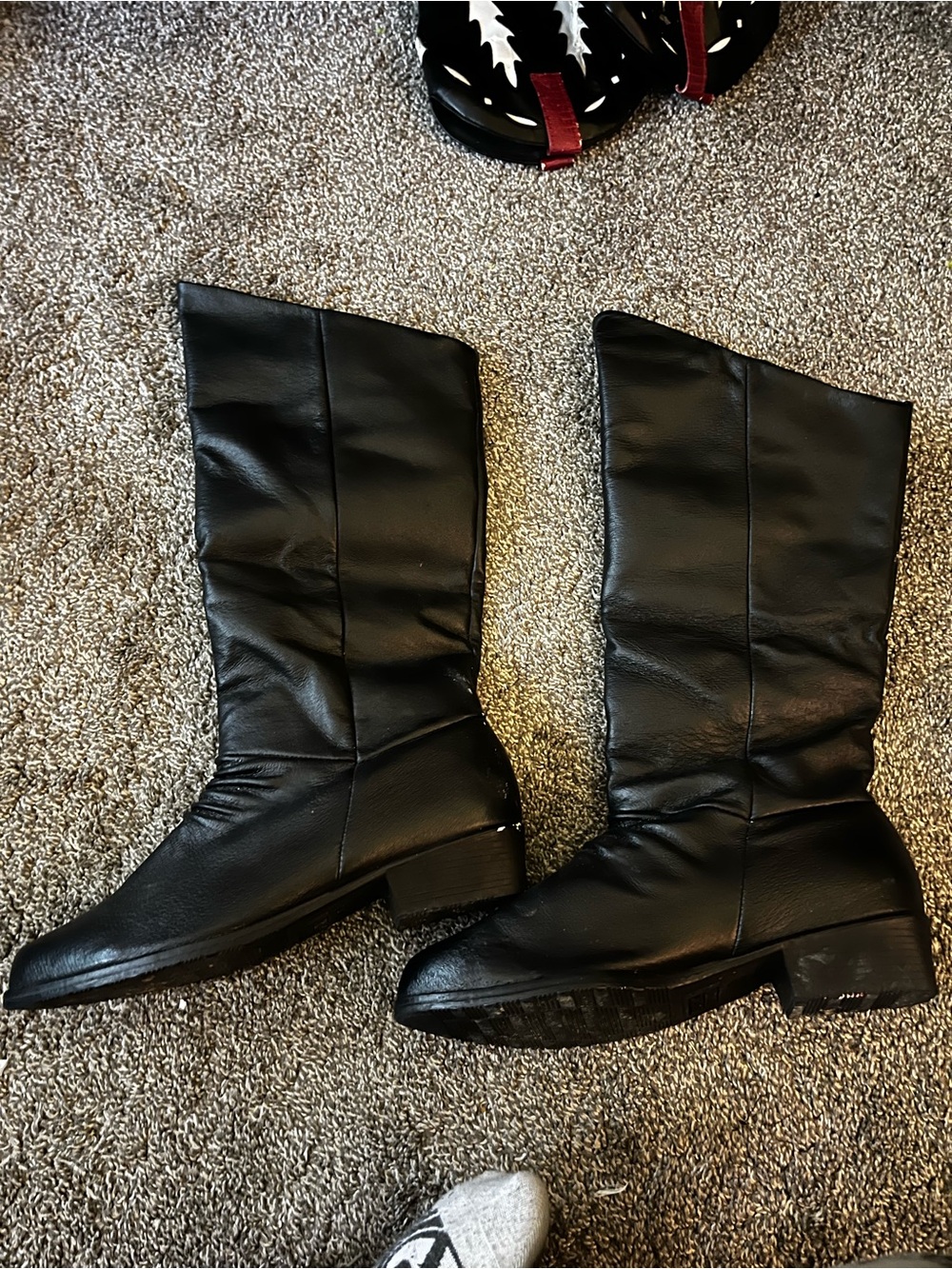 Basic Editions Black Mid-Calf Block Heel Boots